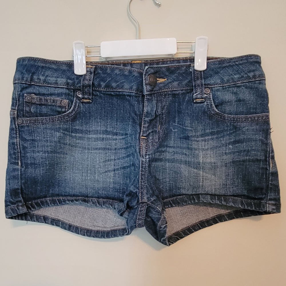 Bullhead Shorts